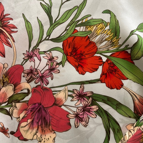 Johnny Was Workshop $298 MSP 💯 Silk Wide Leg Floral Palazzo Pale Blue Red Green - Picture 3 of 9